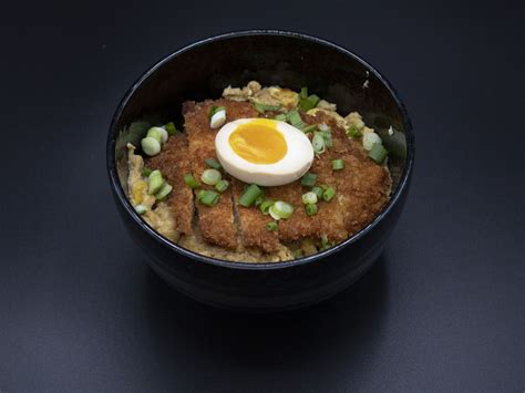 Hoshi ramen - Mark Hoshi: So, to make a bowl of ramen, you need five elements, five components. Number one: the noodles. Number two: the soup. Number three: the soup base. Number four: the topping. And number ...